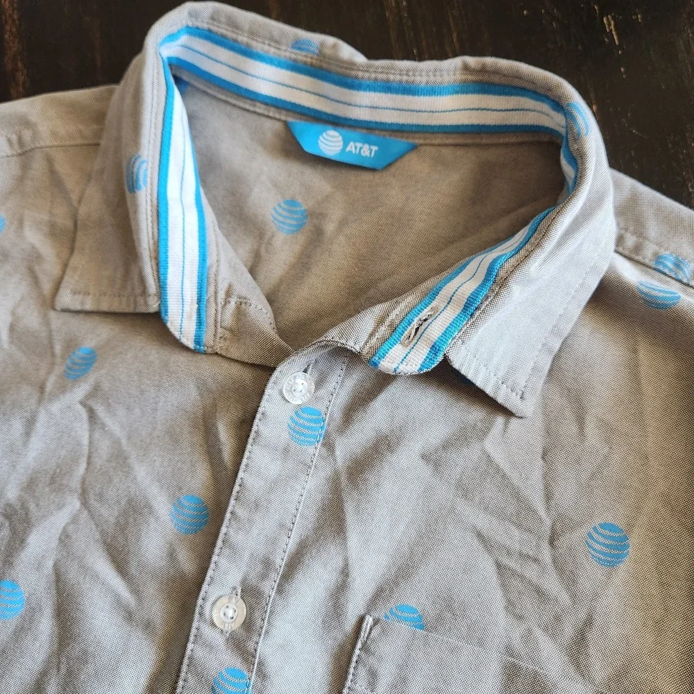 AT&T Employee Work Uniform Short Sleeve Button Down Shirt Logo Size M - Picture 7 of 8